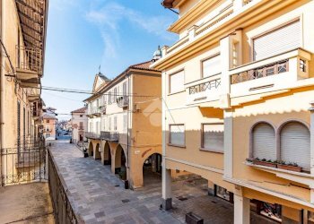 Stabile - Palazzo Via vittorio emanuele, Ciriè - foto 3