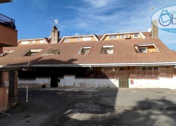 Terraced Villa via roma, Manziana - photo 1