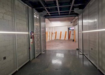 Box via Monaldo Calari, Bologna (zona Centro Storico) - foto 4