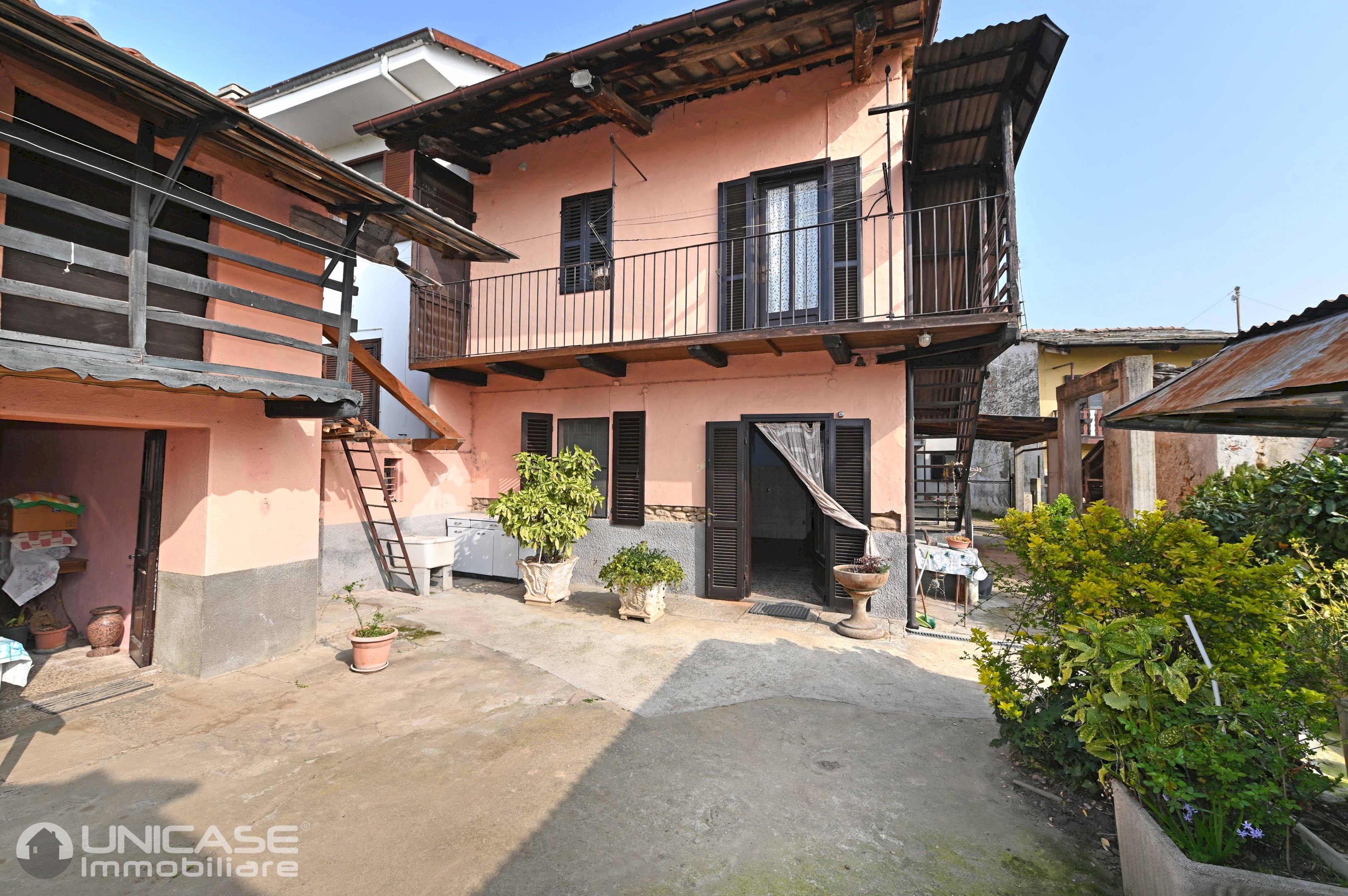 Portion of a house via Gerbidi, 26, Campiglione Fenile - photo 1