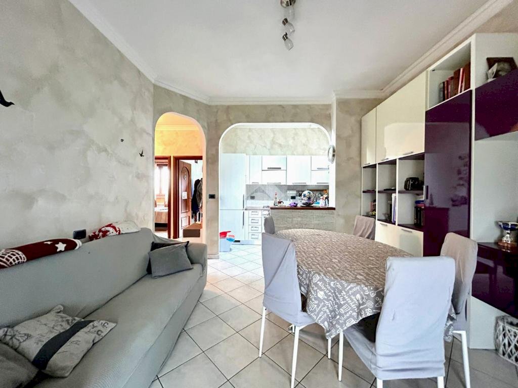 Trilocale Via giolitti, La Loggia - foto 3