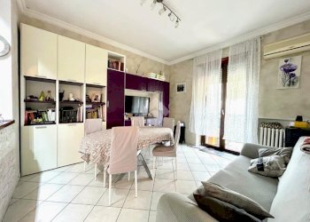 Trilocale Via giolitti, La Loggia - foto 1