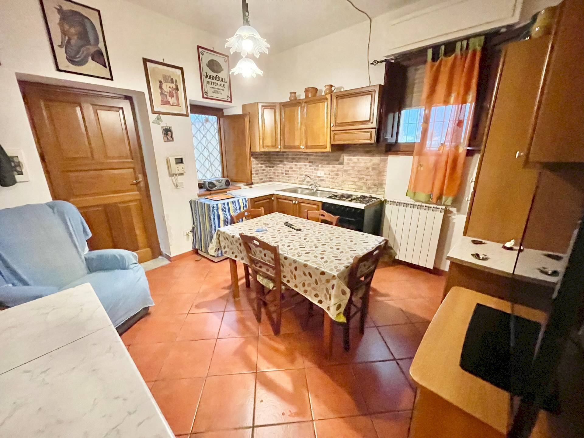 Two-room apartment Cortile Giammona, Palermo - photo 3