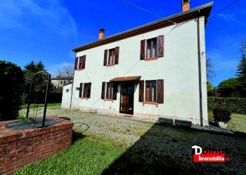 Porzione di casa Voghiera - foto 1