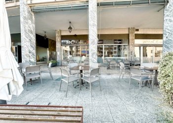 bar vendita borgosesia esternoesterno3 - Cafeteria - Cold Bar piazza MAZZINI 27, Borgosesia - photo 1