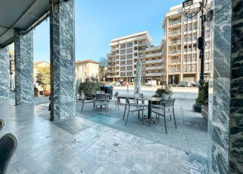 bar vendita borgosesia esterno - Cafeteria - Cold Bar piazza MAZZINI 27, Borgosesia - photo 2