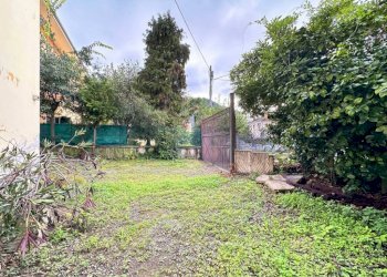 casa vendita borgosesia esterno6 - Quadrilocale via Montrigone 75, Borgosesia - foto 16