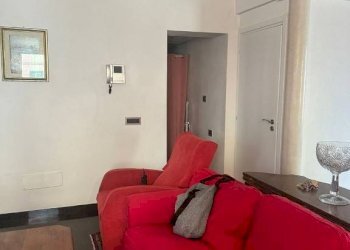 Salone - Three-room apartment via Fratelli Cairoli, Varazze - photo 3
