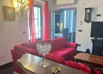 Salone - Trilocale via Fratelli Cairoli, Varazze - foto 4