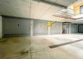 garage vendita borgomanero interno3 - Box via caneto 51, Borgomanero - foto 4