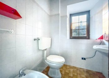 casa vendita cernuschio bagno3 - Bilocale vicolo santa maria 1, Bannio Anzino - foto 12