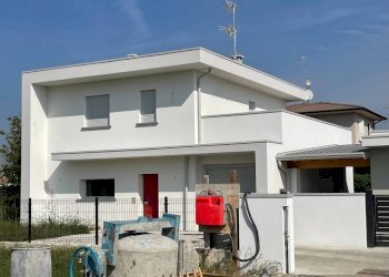 Facciata - Villa Leno - photo 7