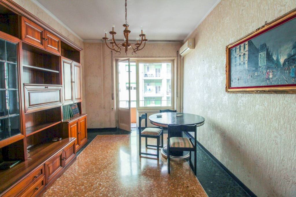 SALA - Quadrilocale viale Virginia Centurione Bracelli, Genova (zona Marassi) - foto 3