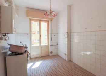 CUCINA - Quadrilocale viale Virginia Centurione Bracelli, Genova (zona Marassi) - foto 6