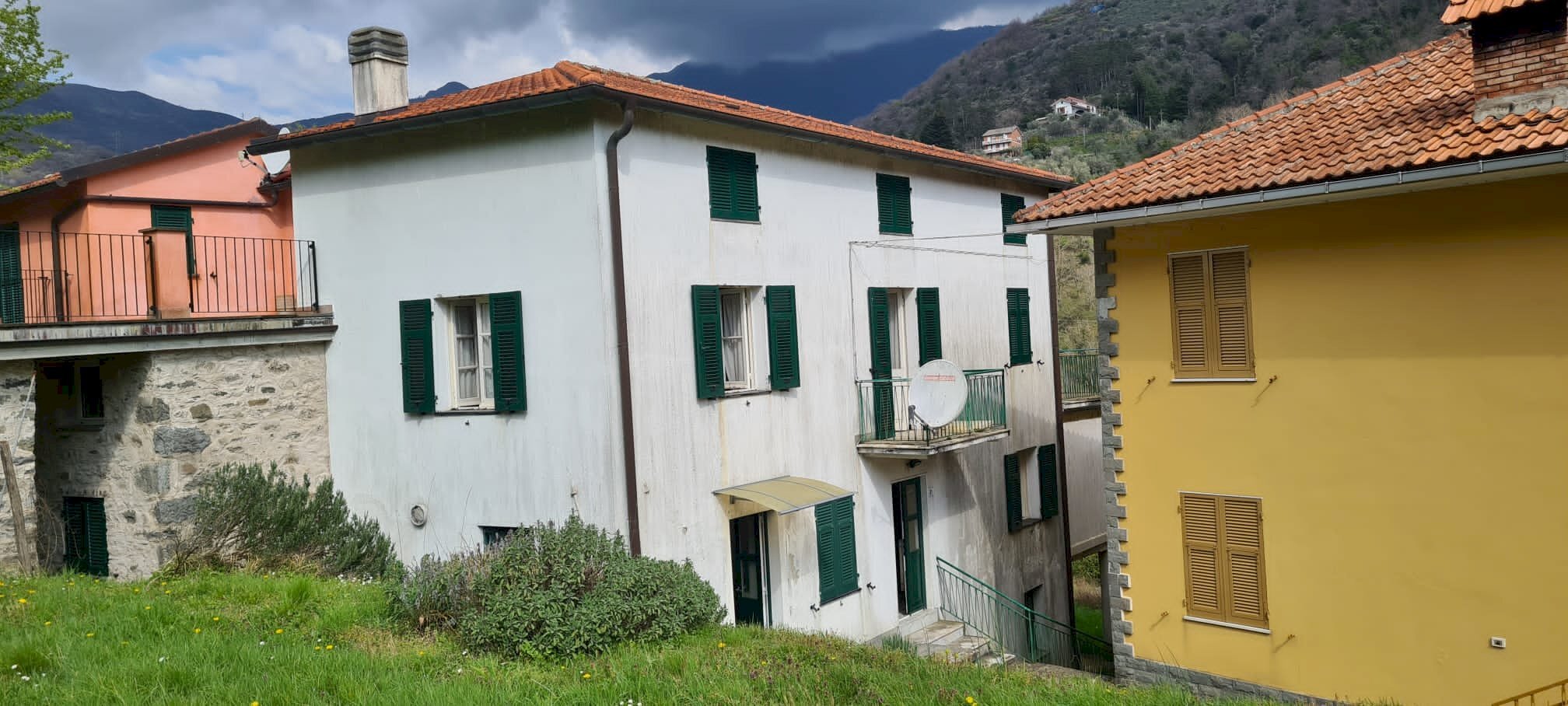 Casa indipendente San Colombano Certenoli - foto 1