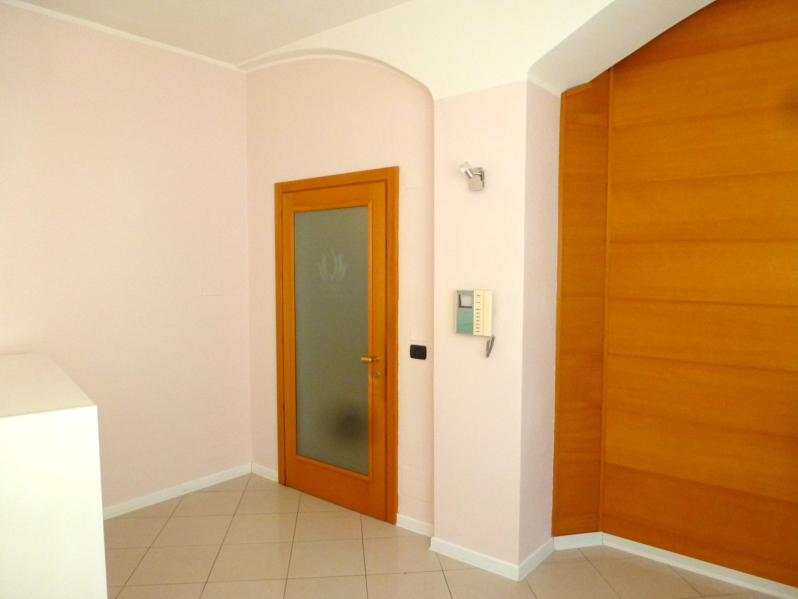 Locale Commerciale Corso Nizza, 27, Cuneo (zona Centro) - foto 2