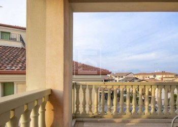 Two-room apartment via san zeno, Desenzano del Garda - photo 12