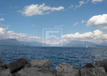 Two-room apartment via san zeno, Desenzano del Garda - photo 16