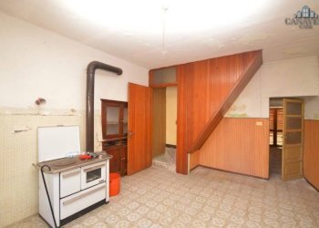 Soggiorno - Casa indipendente via Dietro Castello, 2C, Torre Canavese - foto 7