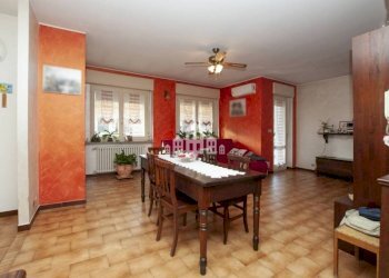 Salone - Appartamento via Bornenghi, 5, Rivara - foto 7