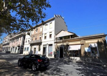 Zona - Ufficio via Torino, 5, Cuorgnè - foto 1