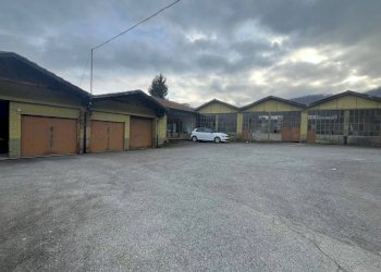 CORTILE - Stabile - Palazzo via Santuario di Oropa, 265, Biella - foto 3