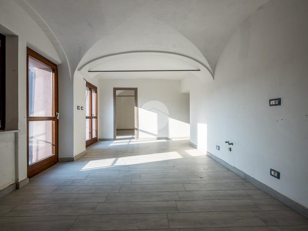 Three-room apartment Via Cristoforo Colombo, Narzole - photo 1