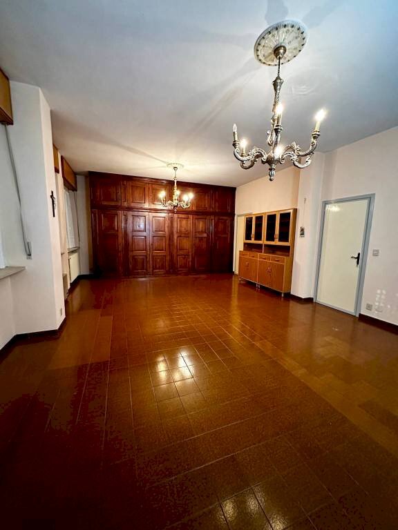 Stanza non arredata - Shop via Lugano, Varese - photo 1