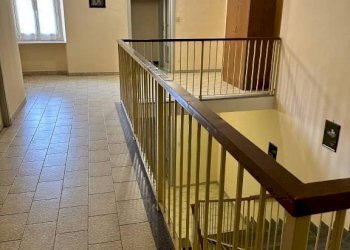 Interno palazzo - Shop via Lugano, Varese - photo 32