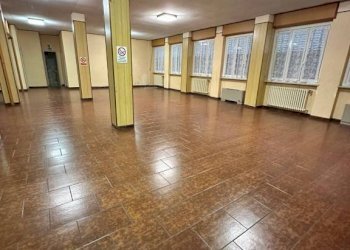Interno non residenziale - Shop via Lugano, Varese - photo 46