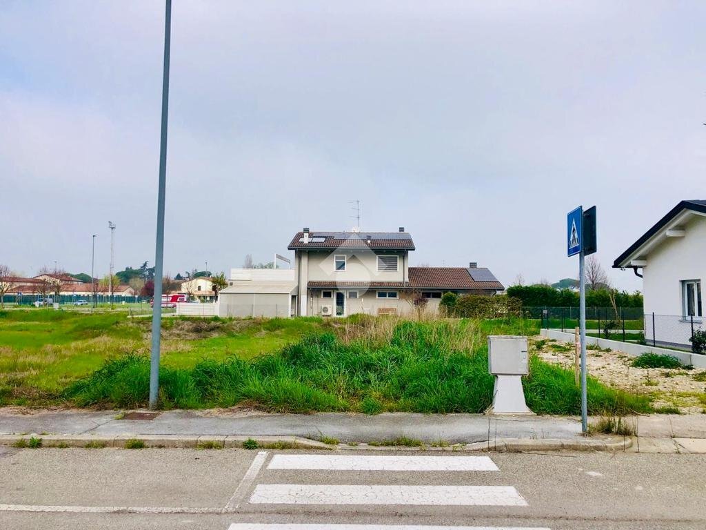 Building land Via Angelo Masini, Ravenna (neighborhood San Pietro in Campiano) - photo 1