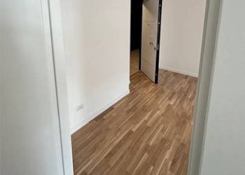 Trilocale Jerago con Orago - foto 3