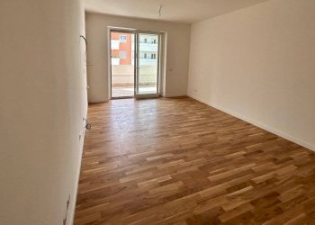 Trilocale Jerago con Orago - foto 10