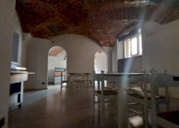FOTO - Negozio piazza della Bollente, Acqui Terme - foto 4