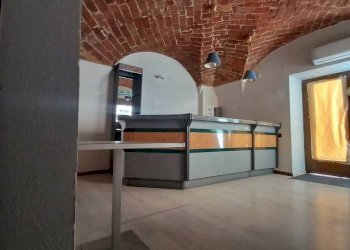 FOTO - Negozio piazza della Bollente, Acqui Terme - foto 6