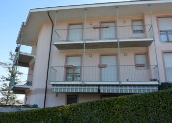 ESTERNO - Bilocale via TETTO NUOVO, 6, Pino Torinese - foto 1