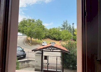 VISTA DAL BAGNO - Bilocale via TETTO NUOVO, 6, Pino Torinese - foto 13