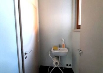 Bagno - Negozio via Grumello, 24A, Sondrio - foto 8