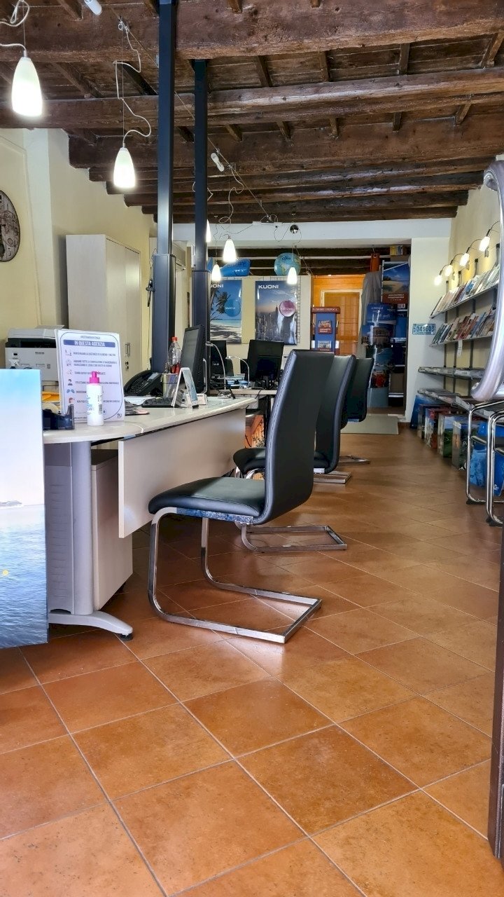 Negozio Ferrara - foto 2