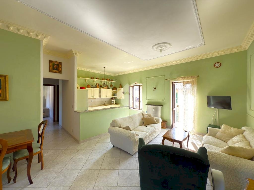 Four-room apartment Piazza san lorenzo, Giaveno - photo 2