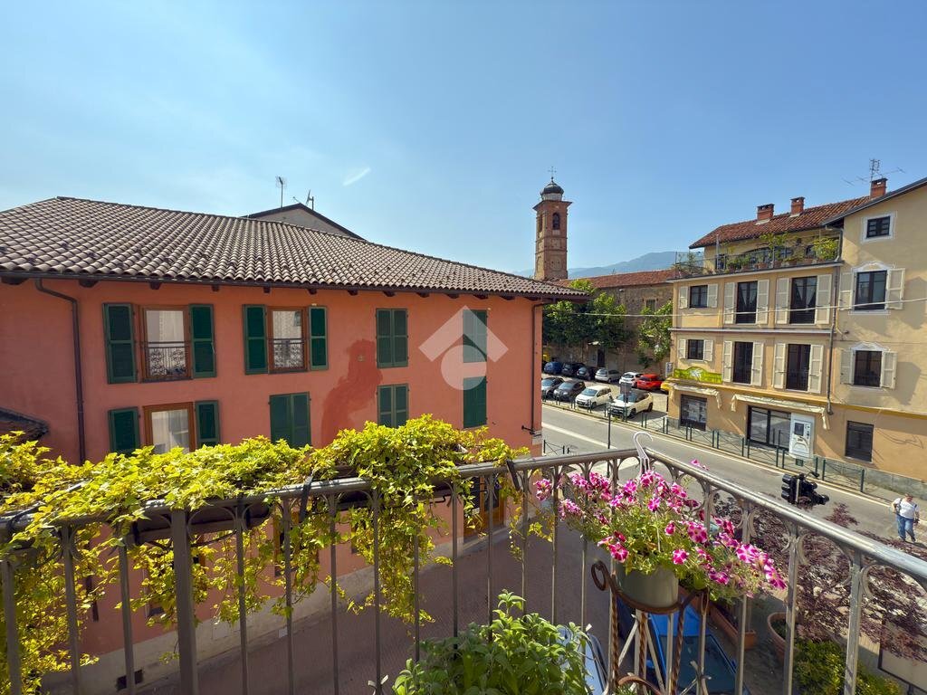 Four-room apartment Piazza san lorenzo, Giaveno - photo 1