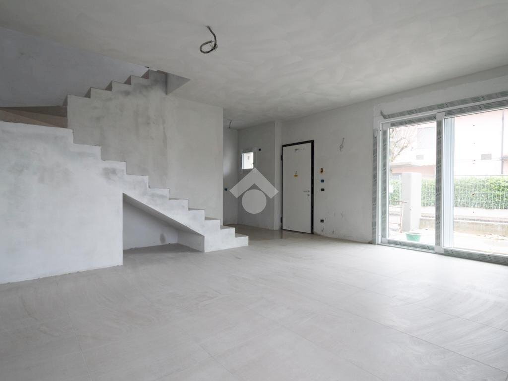 Villa a Schiera Via Budrione Migliarina Parte Ovest, Carpi - foto 1