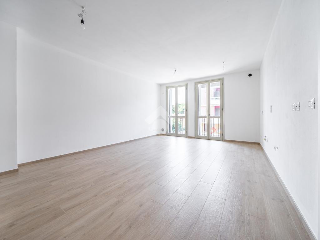 Trilocale Piazza XXV Aprile, Cadelbosco di Sopra - foto 1