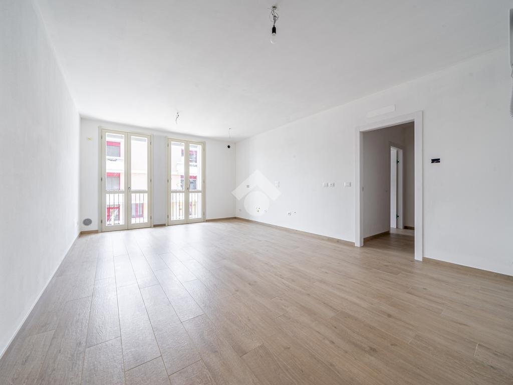 Trilocale Piazza XXV Aprile, Cadelbosco di Sopra - foto 2