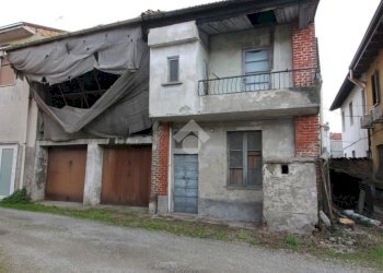 Rustico Largo Vittorio Veneto, Lainate - foto 1