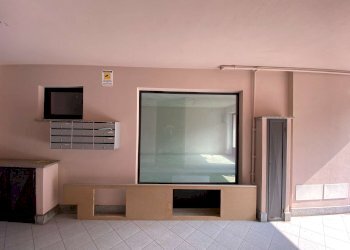 img_4516 - Negozio via Stamperia, 10, Torre Pellice - foto 12