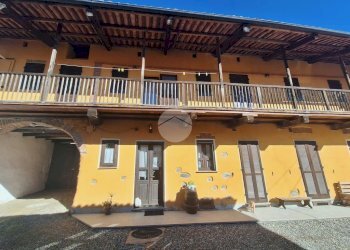 Casa semi indipendente Vicolo Baratono, Vialfrè - foto 1