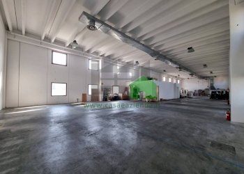 Shed strada Provinciale Cassanese Moderna, Segrate - photo 13