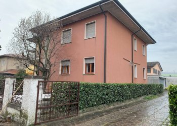 Casa indipendente Curtatone - foto 1