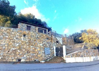 facciata - Villa Regione Colla, Civezza - foto 3